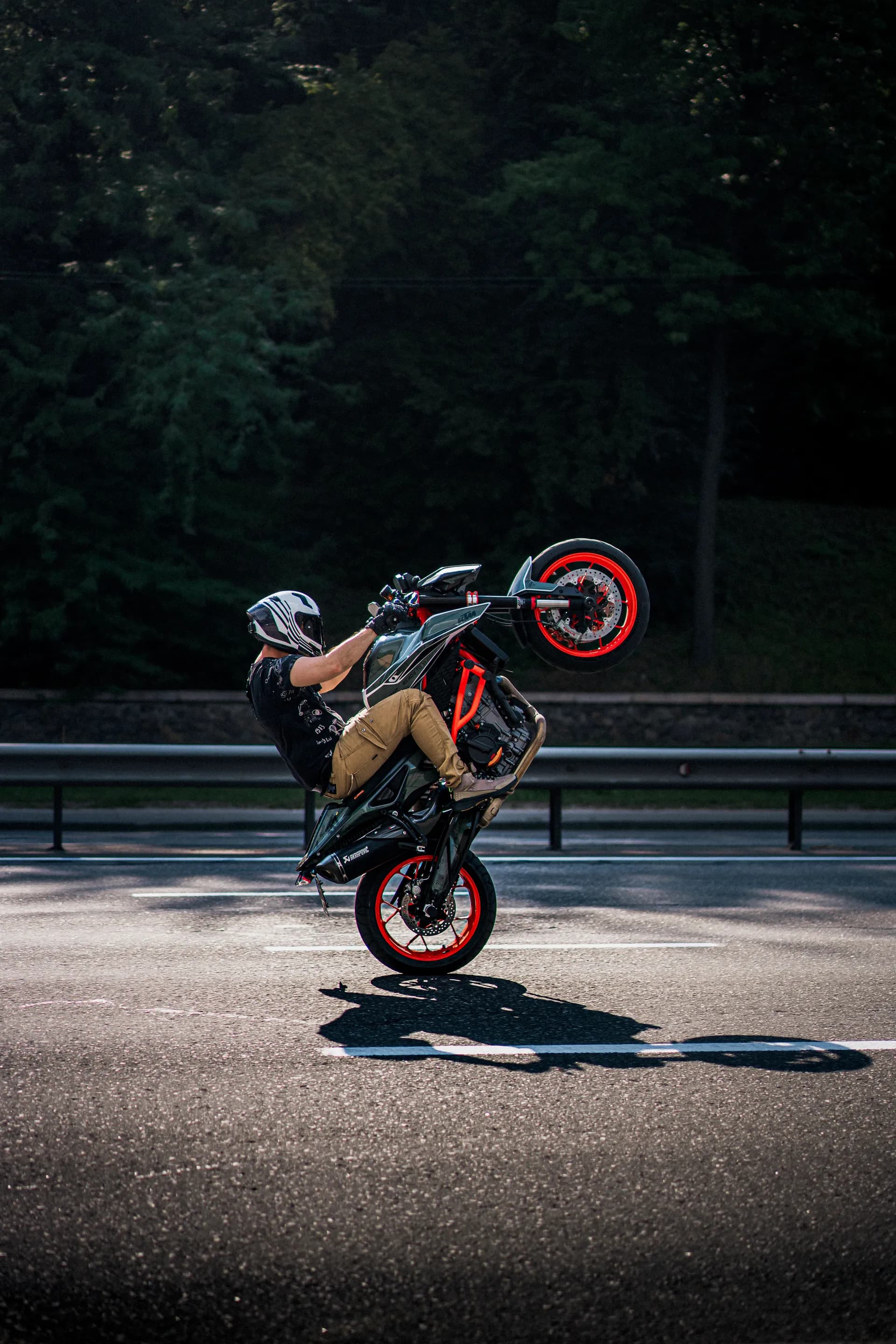 Why Do New Riders Fear Corners? My Journey and Lessons for Mastering Turns