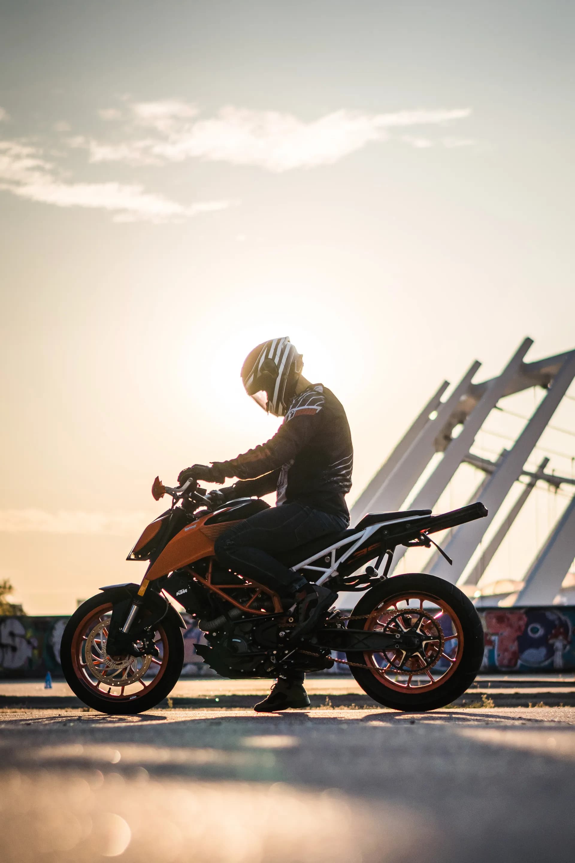 Як обрати мотошколу? Куди піти вчитись на мотоциклі?