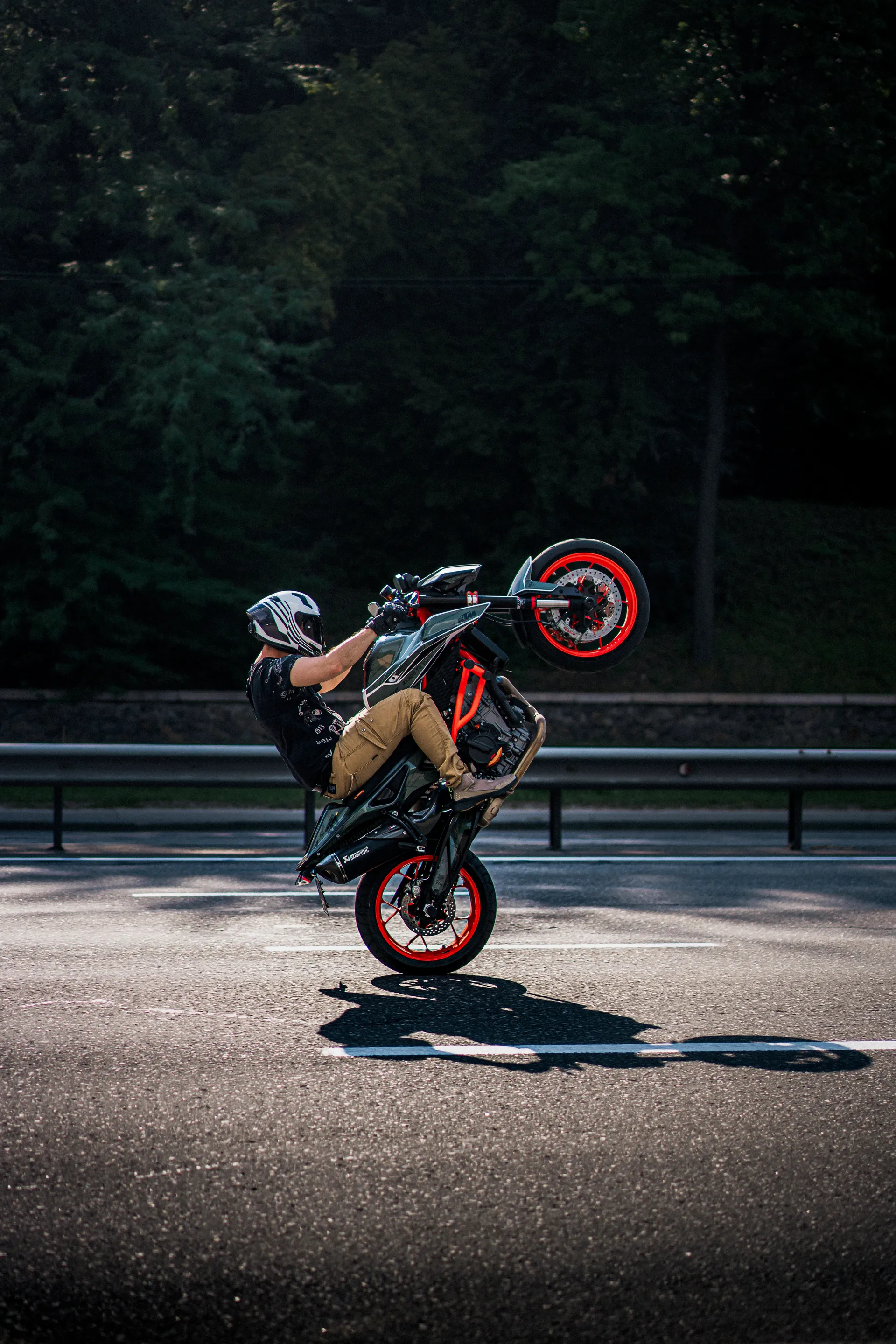 Why Do New Riders Fear Corners? My Journey and Lessons for Mastering Turns