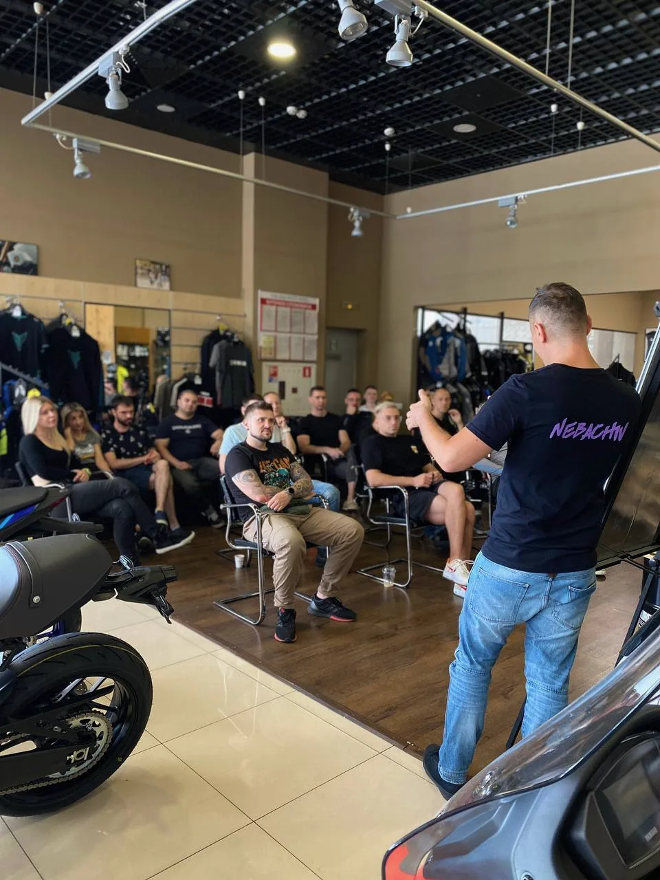 Живі семінари «Небачив»